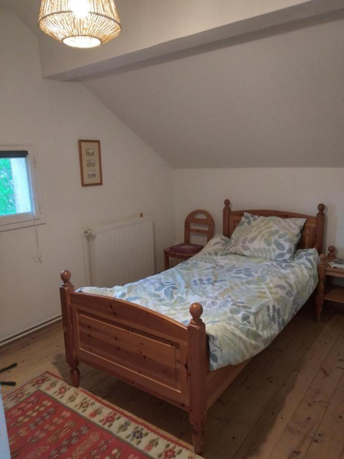 Bed and Breakfast Les Dames De La Saugiat Le Fied Экстерьер фото