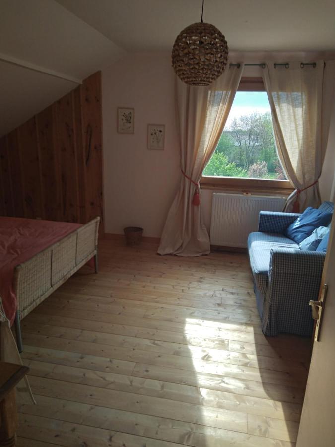 Bed and Breakfast Les Dames De La Saugiat Le Fied Экстерьер фото