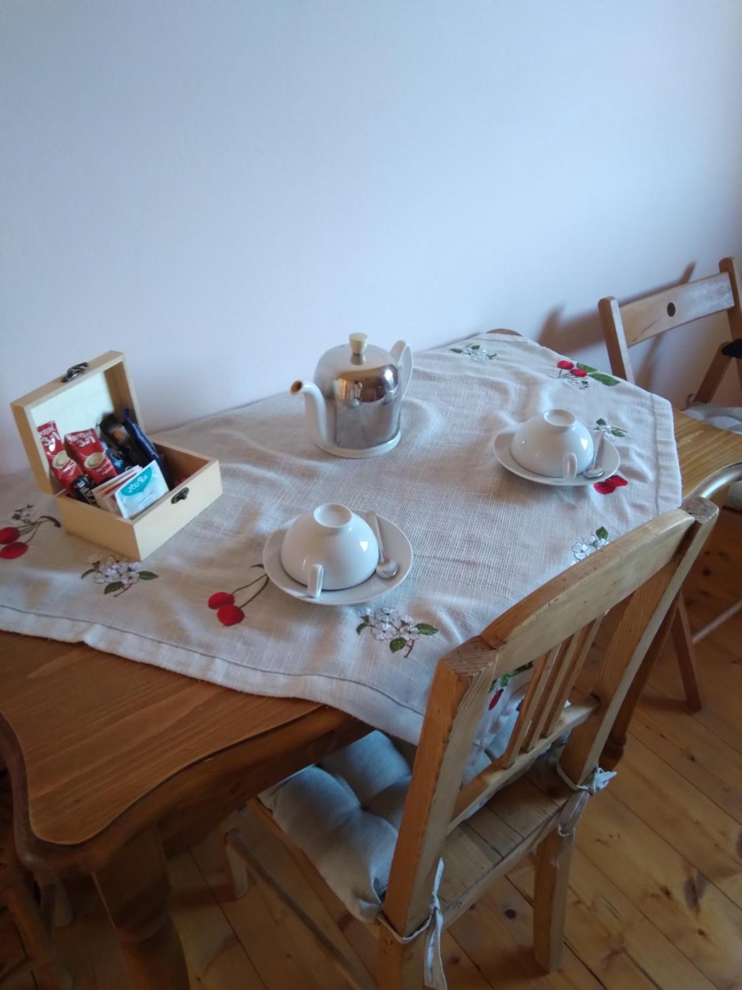 Bed and Breakfast Les Dames De La Saugiat Le Fied Экстерьер фото